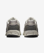 NIKE Nike Sneakers Cobblestone
