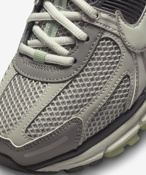 NIKE Nike Sneakers Cobblestone