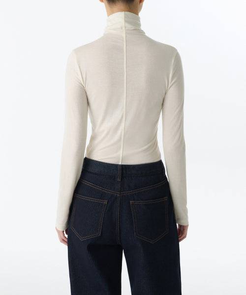 MUSINSA STANDARD WOMAN MUSINSA STANDARD WOMAN T-Shirt Slim Turtleneck [Cream]