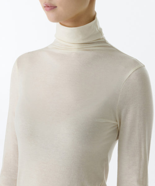 MUSINSA STANDARD WOMAN MUSINSA STANDARD WOMAN T-Shirt Slim Turtleneck [Cream]