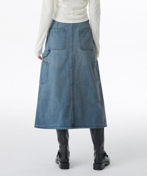 MUSINSA STANDARD WOMAN MUSINSA STANDARD WOMAN Denim Carpenter Long Skirt (Light Indigo)