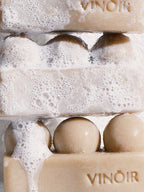 VINOIR Decanting Shampoo Bar_ Le Picnique