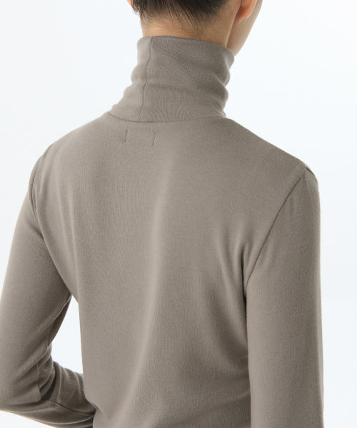 MUSINSA STANDARD WOMAN MUSINSA STANDARD WOMAN T-Shirt Slim Turtle Neck
