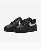 NIKE NIKE Air Force 1 07 M - Black:White Sneakers