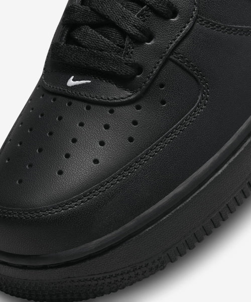 NIKE NIKE Air Force 1 07 M - Black:White Sneakers