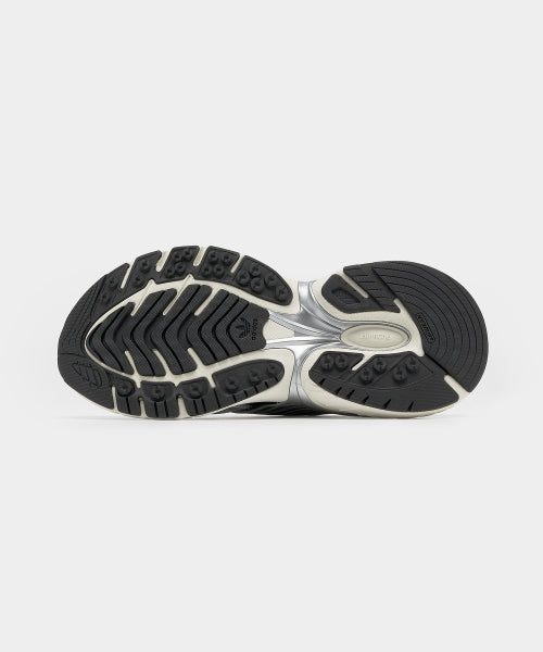 ADIDAS ADIDAS Adistar XLG Sneakers - Silver
