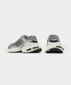 ADIDAS ADIDAS Adistar XLG Sneakers - Silver