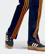 ADIDAS ADIDAS 70s Velor Track Pants - Navy:Orange
