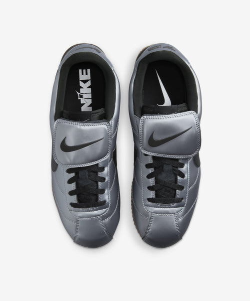 NIKE NIKE Sneakers Metallic Cool Gray