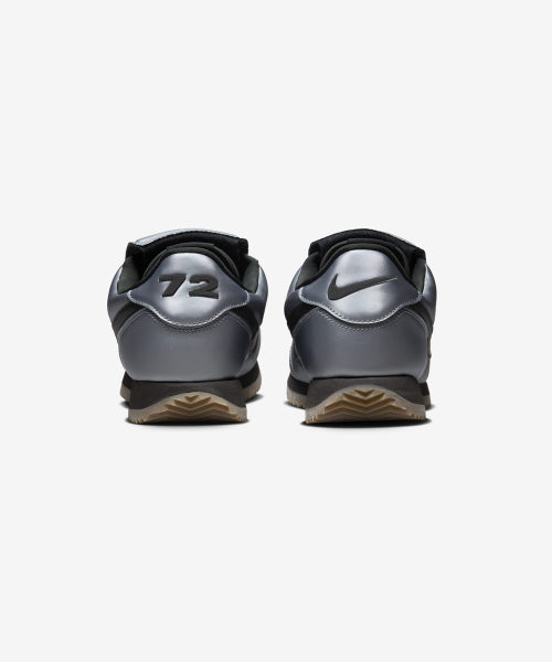 NIKE NIKE Sneakers Metallic Cool Gray