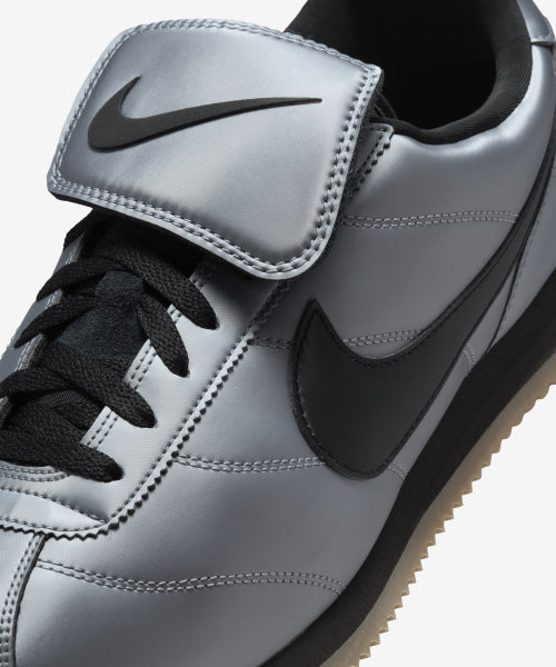 NIKE NIKE Sneakers Metallic Cool Gray