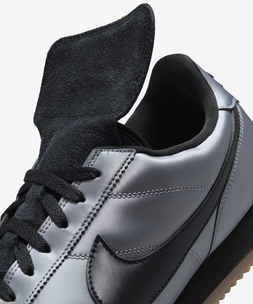 NIKE NIKE Sneakers Metallic Cool Gray