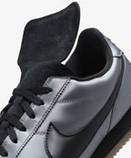 NIKE NIKE Sneakers Metallic Cool Gray