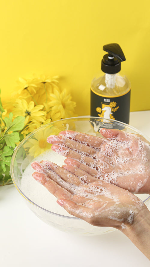 BODYHOLMES Gold horse oil shampoo (functional cosmetics that helps relieve hair loss symptoms)
