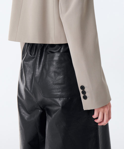 MUSINSA STANDARD WOMAN MUSINSA STANDARD WOMAN Women's Collarless 3 Button Crop Blazer [Warm Sand]
