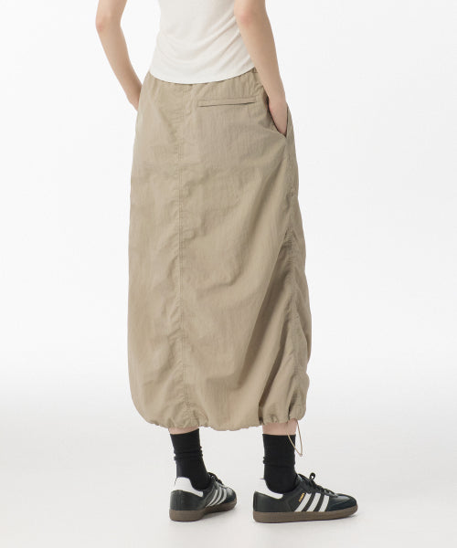 MUSINSA STANDARD WOMAN MUSINSA STANDARD WOMAN Nylon Parachute Skirt [Light Beige]