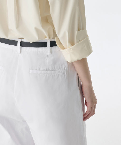 MUSINSA STANDARD WOMAN MUSINSA STANDARD WOMAN Women's Cotton Wide Bermuda Shorts (White)
