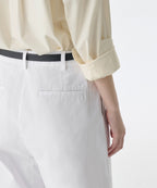 MUSINSA STANDARD WOMAN MUSINSA STANDARD WOMAN Women's Cotton Wide Bermuda Shorts (White)