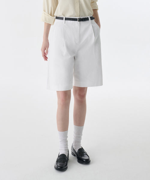 MUSINSA STANDARD WOMAN MUSINSA STANDARD WOMAN Women's Cotton Wide Bermuda Shorts (White)