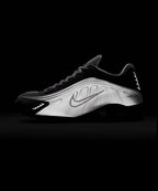 NIKE NIKE Sneakers R4 W - Size