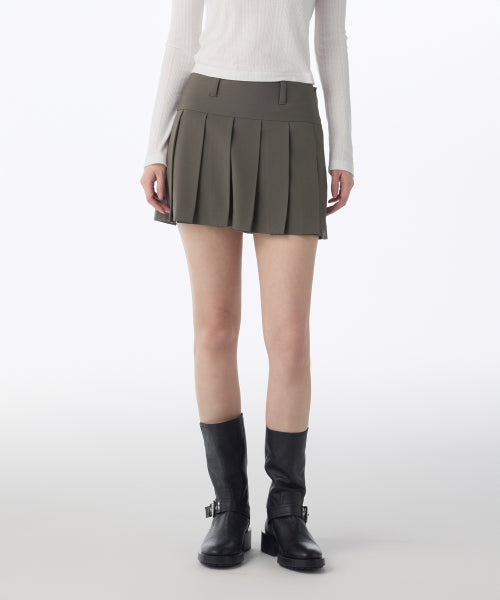 MUSINSA STANDARD WOMAN MUSINSA STANDARD WOMAN Women's Low Rise Pleated Mini Scotts [Warm Gray]