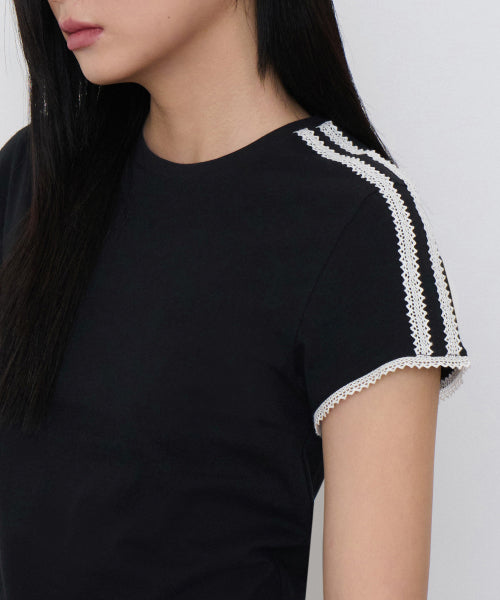 MUSINSA STANDARD WOMAN MUSINSA STANDARD WOMAN T-Shirt Slim Fit