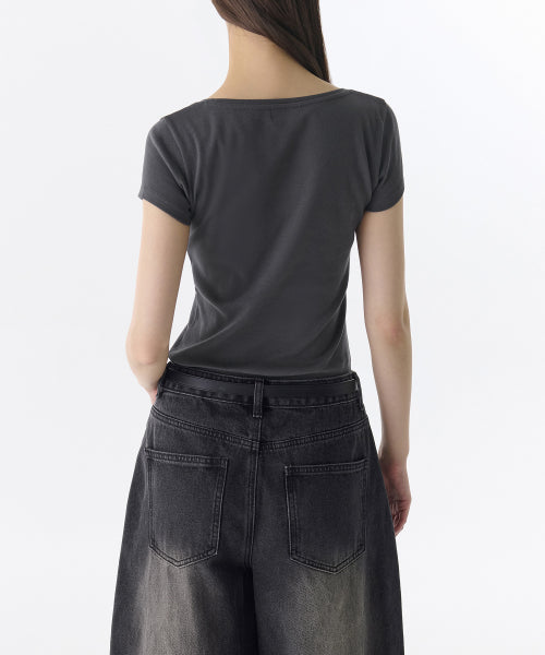 MUSINSA STANDARD WOMAN MUSINSA STANDARD WOMAN T-Shirt Slim Scoop Neck [Dark Gray] (Size S)