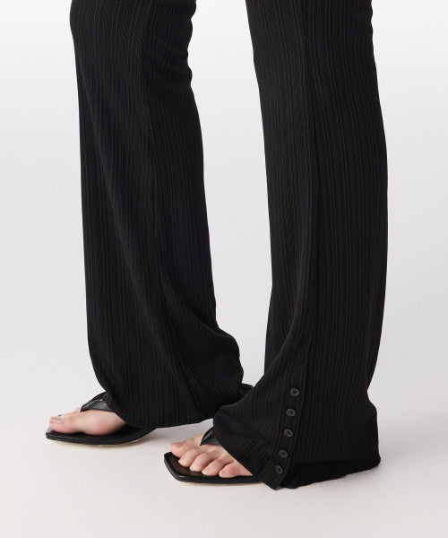 MUSINSA STANDARD WOMAN MUSINSA STANDARD WOMAN Women's Slacks Side Button [Black]
