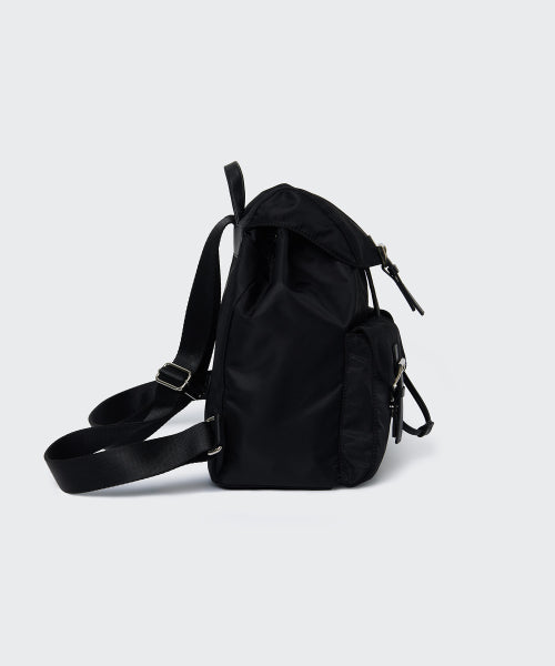 MUSINSA STANDARD WOMAN MUSINSA STANDARD WOMAN Nylon Flap Mini Backpack