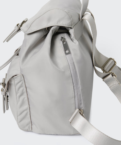 MUSINSA STANDARD WOMAN MUSINSA STANDARD WOMAN Nylon Flap Mini Backpack