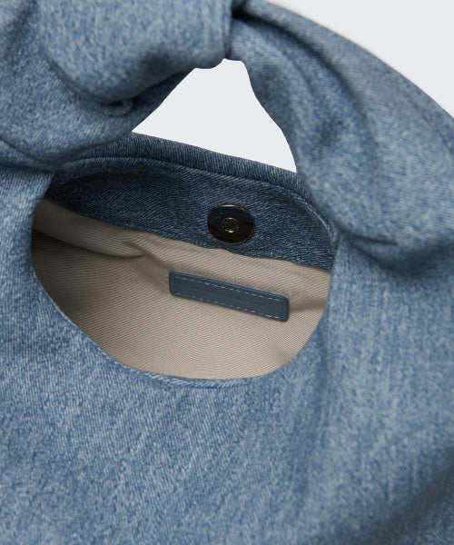 MUSINSA STANDARD WOMAN MUSINSA STANDARD WOMAN Denim Hobo Bag [Light Indigo]