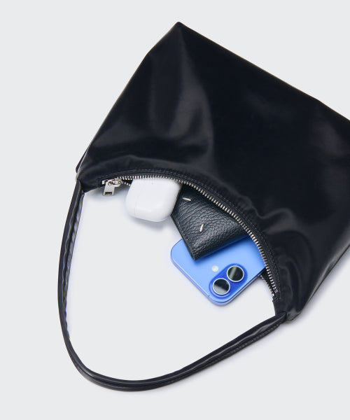 MUSINSA STANDARD WOMAN MUSINSA STANDARD WOMAN Women's Shiny Hobo Bag