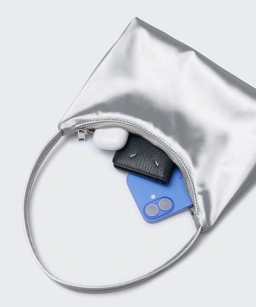 MUSINSA STANDARD WOMAN MUSINSA STANDARD WOMAN Women's Shiny Hobo Bag Silver