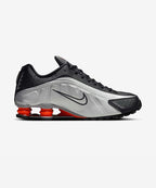 NIKE Nike Sneakers R4 M - Metallic Silver:Black:Picante Red