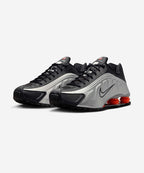 NIKE Nike Sneakers R4 M - Metallic Silver:Black:Picante Red