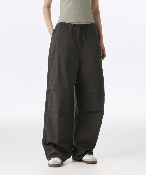 MUSINSA STANDARD WOMAN MUSINSA STANDARD WOMAN Cotton Parachute Pants [Gunmetal]