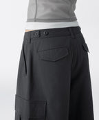 MUSINSA STANDARD WOMAN MUSINSA STANDARD WOMAN Women's Wide Cargo Bermuda Pants (Dark Gray)