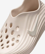 NIKE Nike Shoes Women - Light Orewood Brown