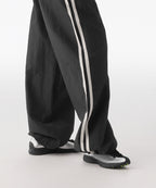 MUSINSA STANDARD WOMAN MUSINSA STANDARD WOMAN Women's Nylon Wide Race Track Pants [Black]