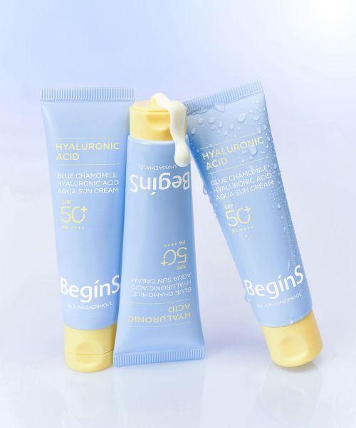 beginsbyjsm Blue Chamomile Hyaluronic Acid Moisturizing Sun Cream (includes a 5ml sample of the mois