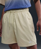 NIKE NIKE Club Woven Flow Shorts M - Light Khaki