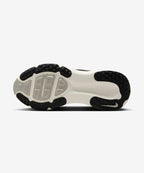 NIKE Nike Vomero 18 Shoes - Black: Coconut Milk: Light Iron Or: Summit White