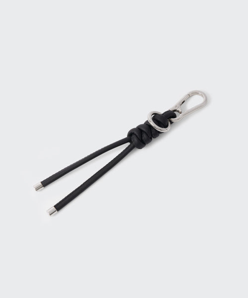 MUSINSA STANDARD WOMAN MUSINSA STANDARD WOMAN Women's Synthetic Leather Note Charm [Black]