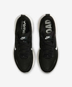 NIKE Nike Vomero 18 Shoes - Black: Coconut Milk: Light Iron Or: Summit White