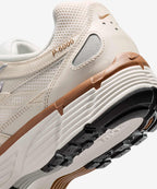 NIKE NIKE Sneakers P-6000 M - Light Orewood Brown