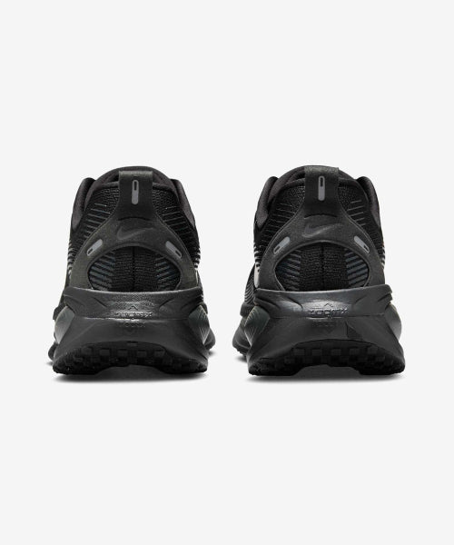 NIKE Nike Vomero 18 Shoes - Black:Dark Smoke Gray:Light Smoke Gray:Black