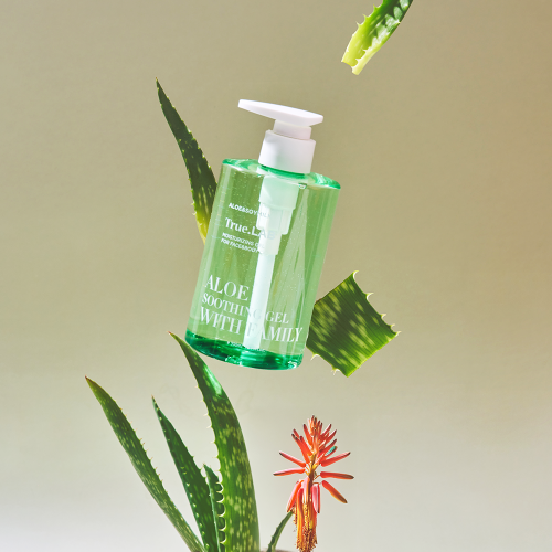 TRUE LAB Aloe Soothing Gel with Family 300ml