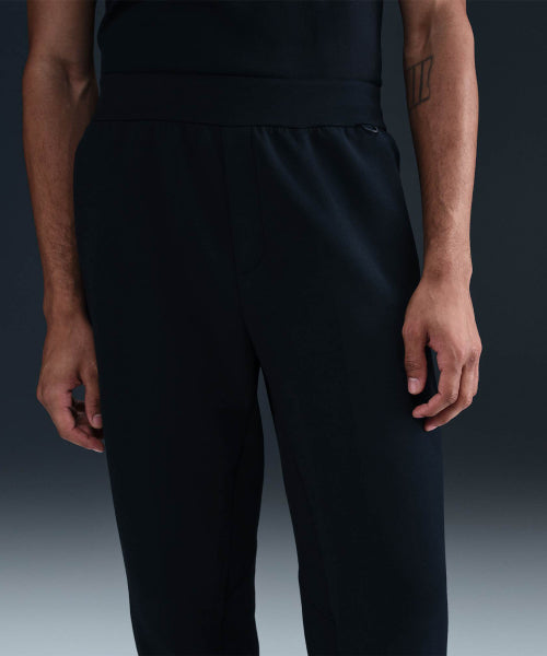 NIKE NIKE Pants M - Black: Dark Smoke Gray