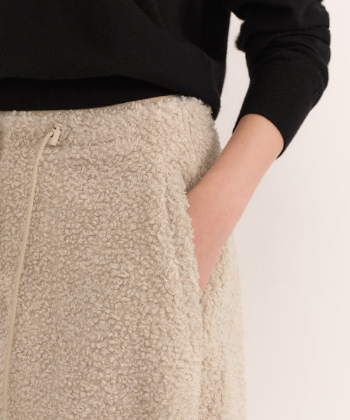 MUSINSA STANDARD WOMAN MUSINSA STANDARD WOMAN Women's Bookle Fleece Parachute Pants (Light Beige)