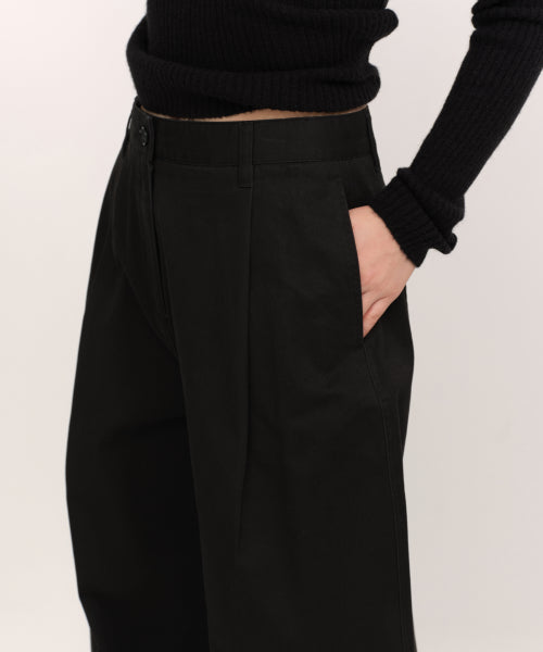 MUSINSA STANDARD WOMAN MUSINSA STANDARD WOMAN Women's Deep Tuck Extra Wide Chino Pants [Black]
